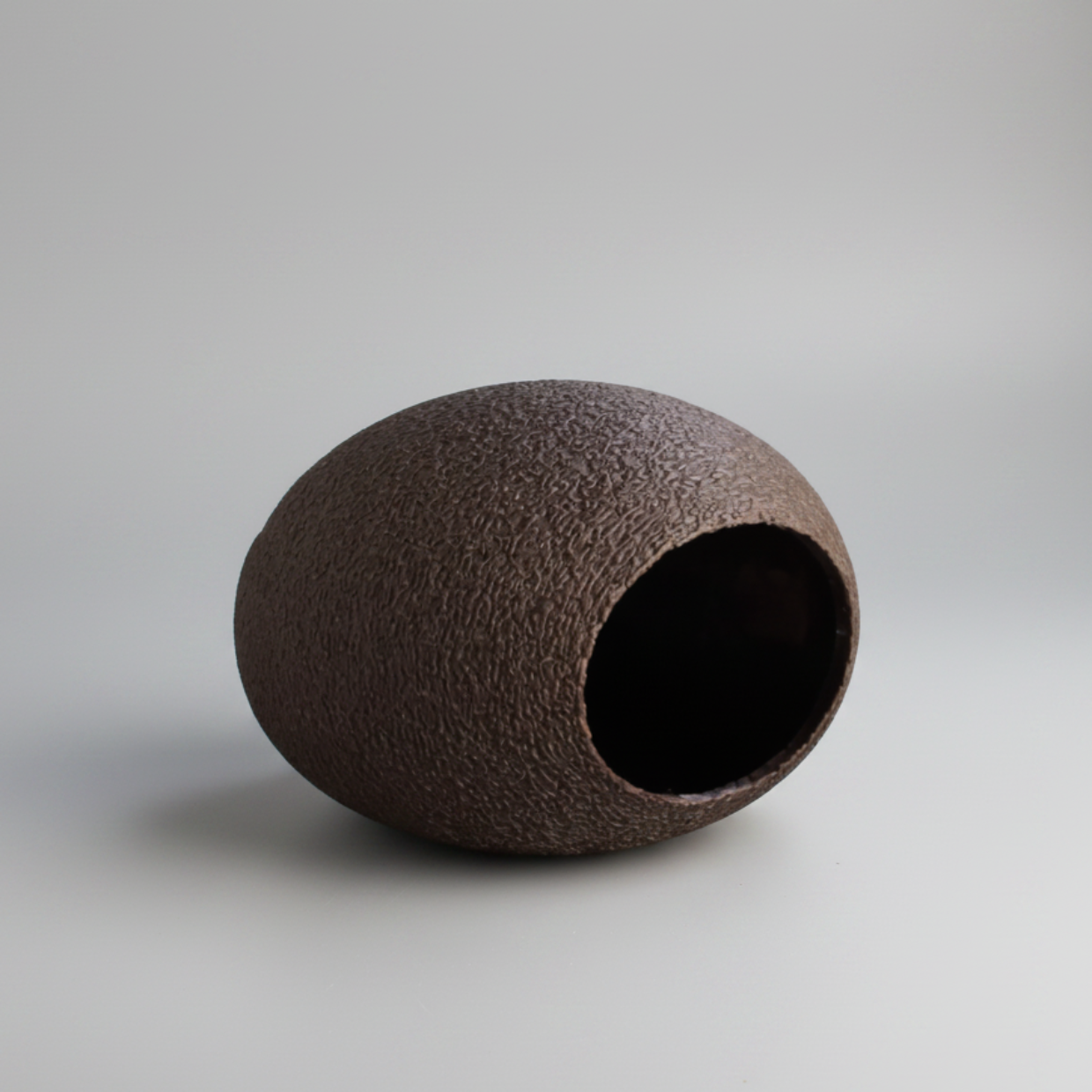 MEDIUM GECKO HIDE - SUCTION CUP MOUNTED